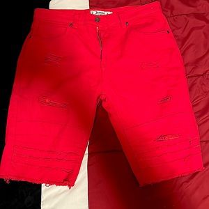 AKADEMIKS Jeanious Level Products Red Denim Jean Shorts 34w